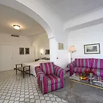 Belvedere Hotel 4*