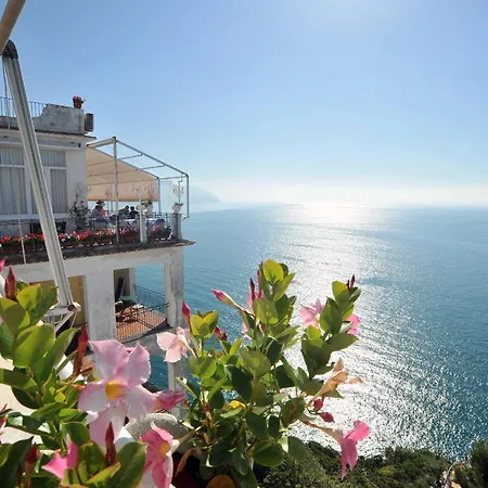 ホテル ベルヴェデーレ