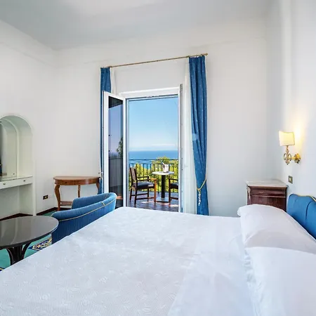 ベルヴェデーレ コンカ・デイ・マリーニ