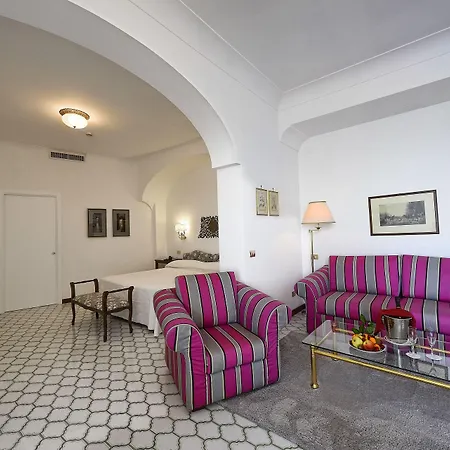 Belvedere Hotel 4*