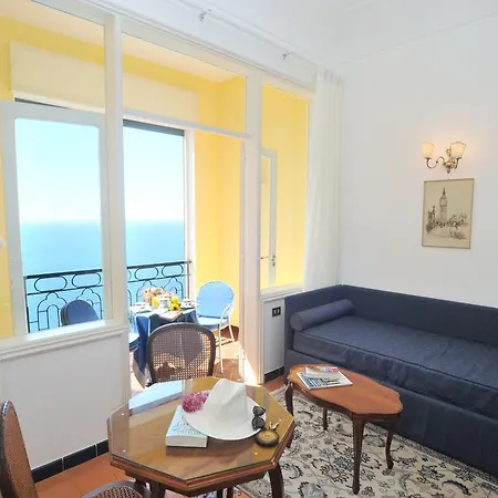 ホテル ベルヴェデーレ 4*