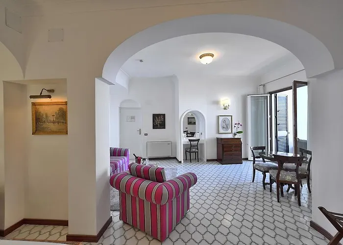 호텔 벨베데레 4*